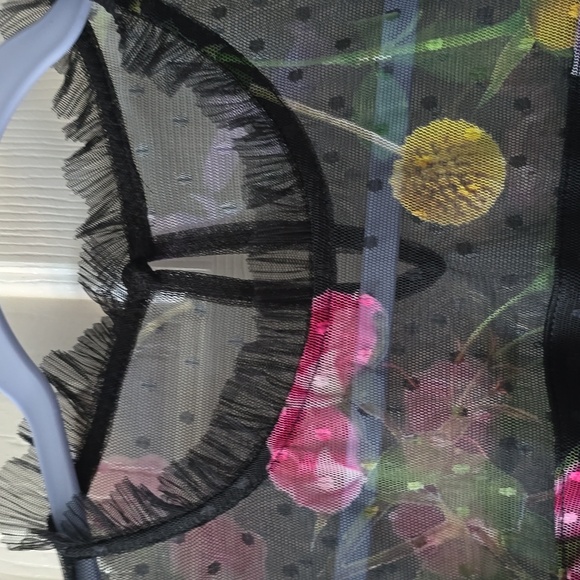 52SEVEN BRAND WOMEN'S BLUE LACEY FLORAL TOP SIZE SMALL - Picture 4 of 15